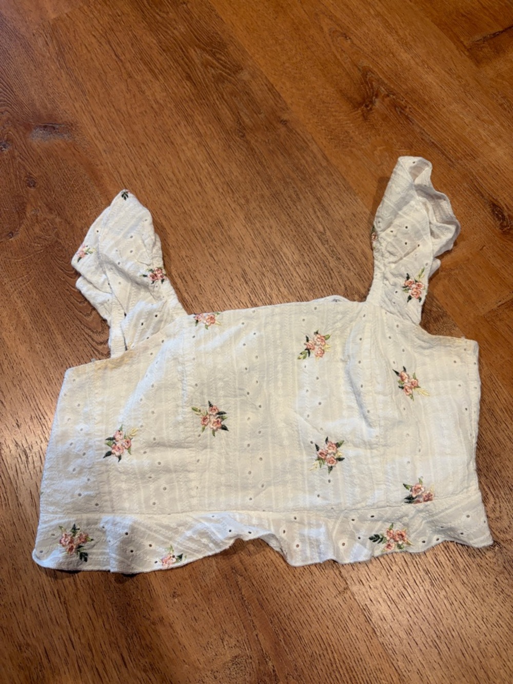 iris White Eyelet Crop Top with Pink Floral Print